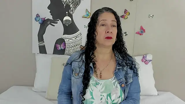 Adelesmithh online show from 01/08/26, 11:34