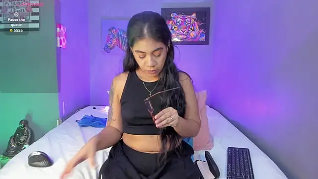 PammelaRoss1 online show from 04/28/26, 05:07