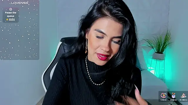 stephanya  online show from 03/12/25, 07:06