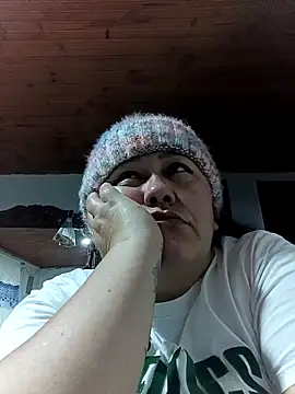 Snapshot of Darly_Gomez chatting on 02/12/26, 04:07 Darly Gomez online show from 02/12/26, 04:07