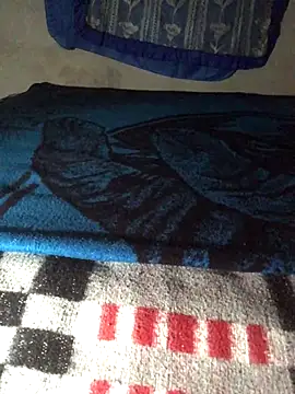 manuamador online show from 11/26/25, 04:02