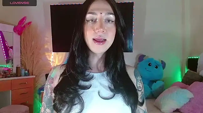 Snapshot of karla_zambrano chatting on 12/07/24, 06:04 karla zambrano online show from 12/07/24, 06:04