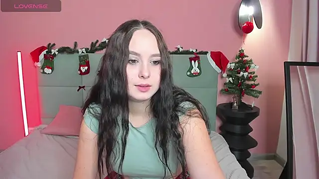 BeatriceReeves online show from 12/05/25, 01:03