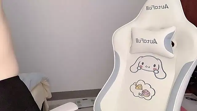 Snapshot of ffccvjsexx chatting on 02/18/25, 01:22 ffccvjsexx online show from 02/18/25, 01:22