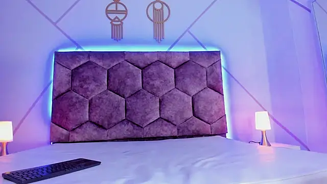 aggy castel online show from 01/31/25, 12:28