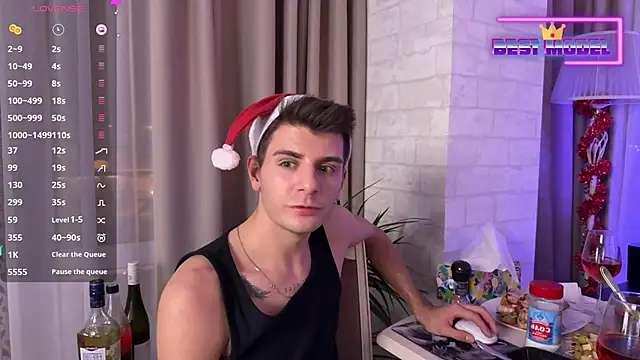 Snapshot of Walt_Enjoy chatting on 12/31/24, 10:34 Walt Enjoy online show from 12/31/24, 10:34