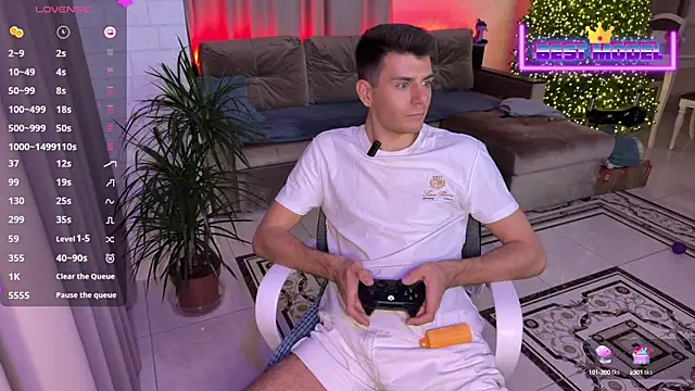 Snapshot of Walt_Enjoy chatting on 02/10/25, 09:25 Walt Enjoy online show from 02/10/25, 09:25