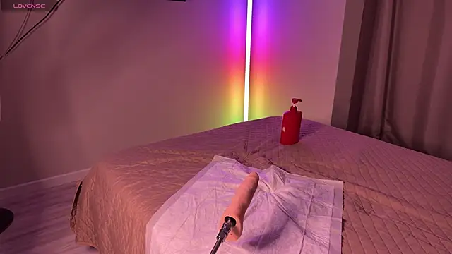 Snapshot of Walt_Enjoy chatting on 09/22/25, 06:10 Walt Enjoy online show from 09/22/25, 06:10