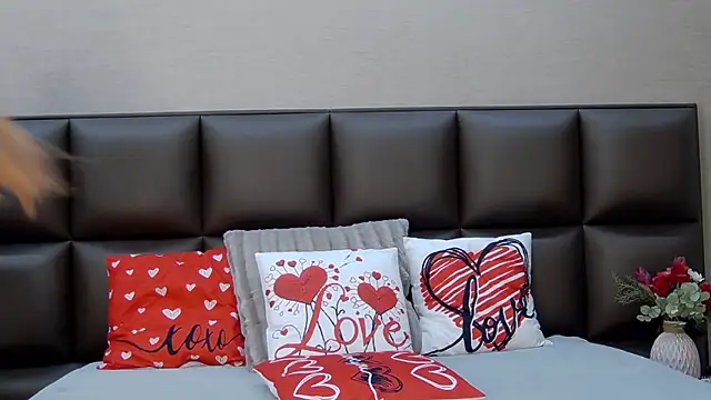 FoxyJoy online show from 02/13/26, 09:11