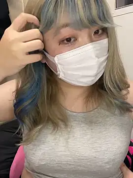 YUNA-yuna online show from 12/26/24, 03:42