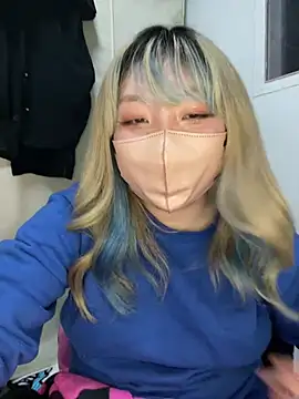 YUNA-yuna online show from 01/06/25, 04:23