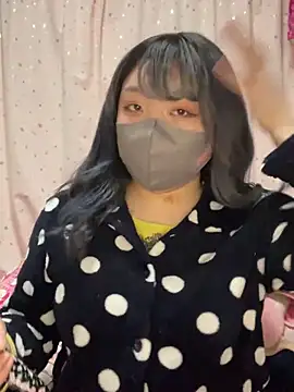 YUNA-yuna online show from 02/11/25, 04:13