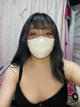 YUNA-yuna online show from 02/13/25, 05:01