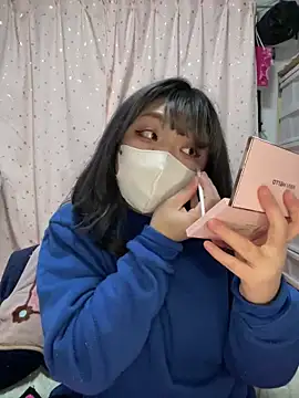 YUNA-yuna online show from 02/21/25, 04:26