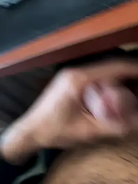 Snapshot of denizli18 chatting on 12/17/25, 12:44 denizli18 online show from 12/17/25, 12:44