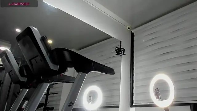 JoshMillerr  online show from 05/11/26, 07:22