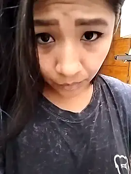 Snapshot of ineliveca chatting on 01/24/25, 06:25 ineliveca online show from 01/24/25, 06:25