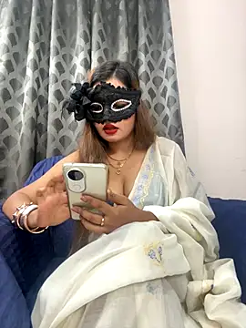 HoneyBearCpl online show from 09/26/25, 03:38