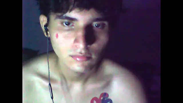 Snapshot of Charley_quin chatting on 02/23/25, 11:25 Charley quin online show from 02/23/25, 11:25