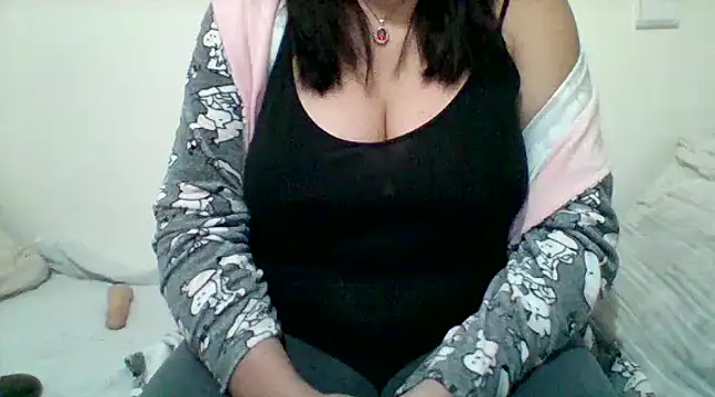 Snapshot of spicy_loulou chatting on 12/10/24, 03:55 spicy loulou online show from 12/10/24, 03:55