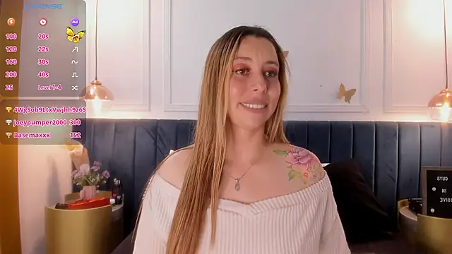 Snapshot of CarlaRossi_ chatting on 02/17/25, 01:58 CarlaRossi online show from 02/17/25, 01:58