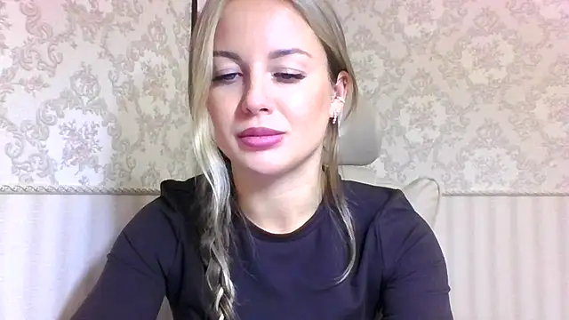 Snapshot of jennifer838 chatting on 10/08/25, 02:58 jennifer838 online show from 10/08/25, 02:58