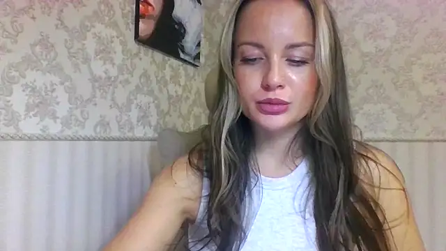 jennifer838 online show from 12/16/25, 06:35