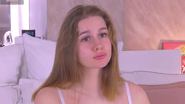 Snapshot of EllieHayes chatting on 03/02/25, 10:59 EllieHayes online show from 03/02/25, 10:59