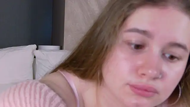 EllieHayes online show from 05/01/26, 04:50
