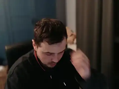 Snapshot of CuteMan33 chatting on 01/31/26, 11:58 CuteMan33 online show from 01/31/26, 11:58