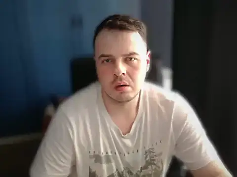 Snapshot of CuteMan33 chatting on 03/29/26, 01:00 CuteMan33 online show from 03/29/26, 01:00