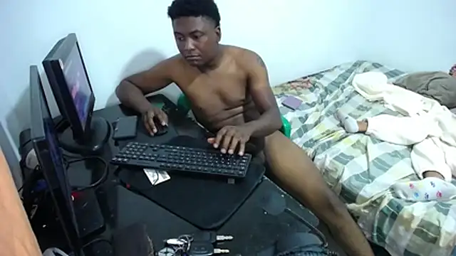 Snapshot of fabitokr chatting on 11/18/25, 08:35 fabitokr online show from 11/18/25, 08:35