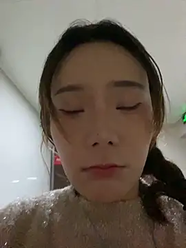 Snapshot of ChuChu1991 chatting on 10/12/25, 11:09 ChuChu1991 online show from 10/12/25, 11:09