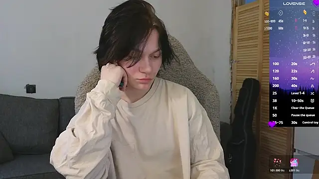 esajukyy online show from 04/22/26, 01:01