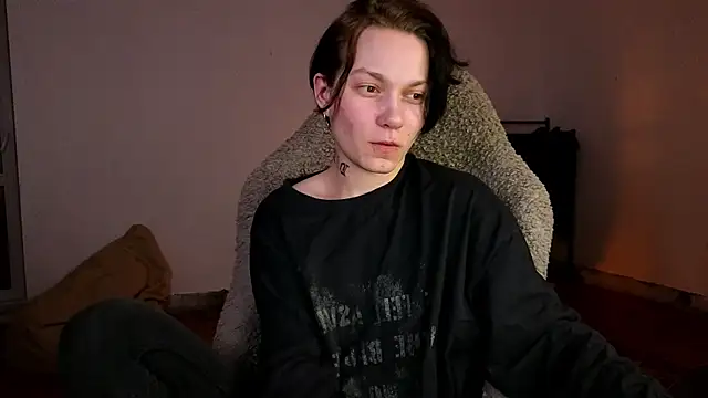 esajukyy online show from 05/22/26, 06:13
