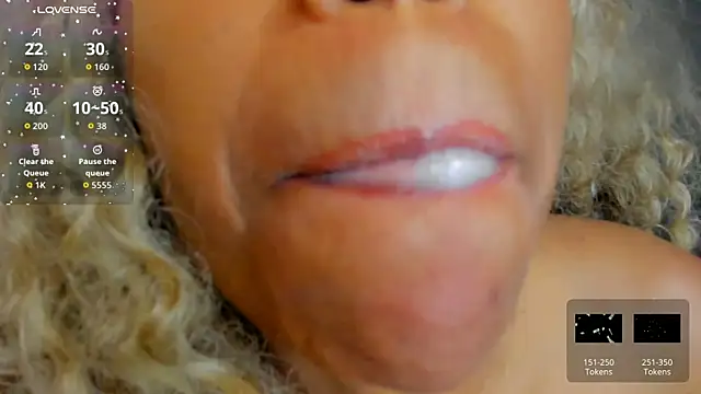 KamariaFyre online show from 04/24/26, 03:20