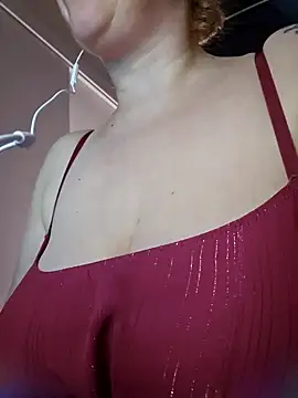 andreasara38 online show from 01/15/25, 07:44