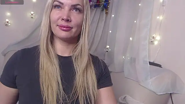 Snapshot of lissa_voxx chatting on 01/09/25, 09:59 lissa voxx online show from 01/09/25, 09:59