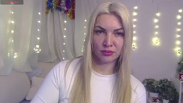 Snapshot of lissa_voxx chatting on 01/13/25, 07:11 lissa voxx online show from 01/13/25, 07:11