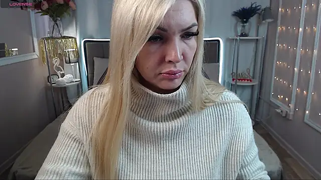 Snapshot of lissa_voxx chatting on 02/12/25, 06:40 lissa voxx online show from 02/12/25, 06:40