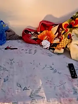 ShadiaStar online show from 02/02/25, 04:32