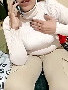 ShadiaStar online show from 11/23/25, 05:46