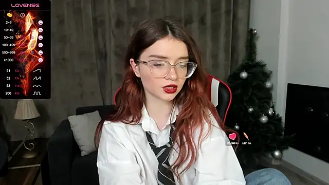 Snapshot of Sonya_Glen chatting on 01/09/25, 06:26 Sonya Glen online show from 01/09/25, 06:26