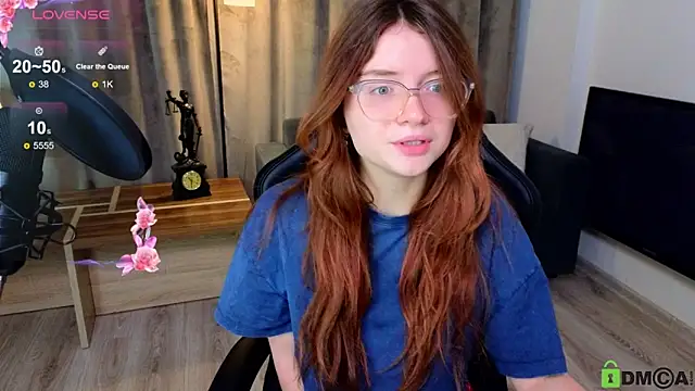 Snapshot of Sonya_Glen chatting on 02/22/25, 03:01 Sonya Glen online show from 02/22/25, 03:01