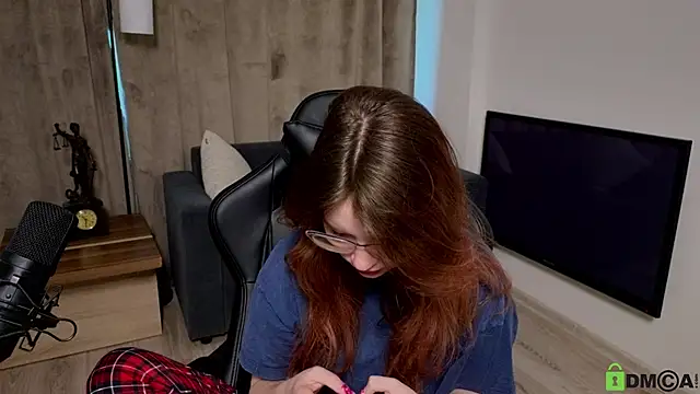 Snapshot of Sonya_Glen chatting on 02/23/25, 09:55 Sonya Glen online show from 02/23/25, 09:55