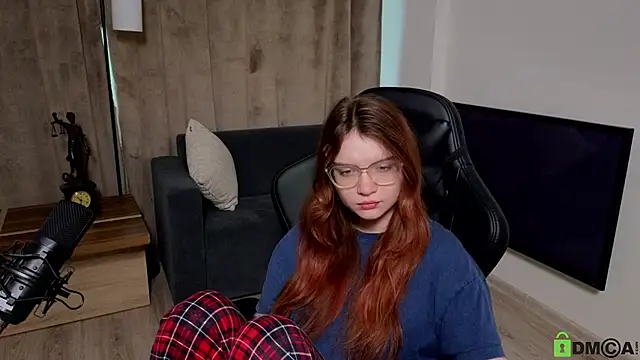 Snapshot of Sonya_Glen chatting on 02/23/25, 02:25 Sonya Glen online show from 02/23/25, 02:25