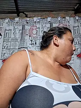 chubby sexy big tits online show from 10/21/25, 12:11