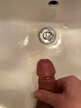 Snapshot of knudelboy2 chatting on 03/04/25, 07:43 knudelboy2 online show from 03/04/25, 07:43