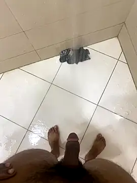 Lahcene online show from 10/13/25, 05:46