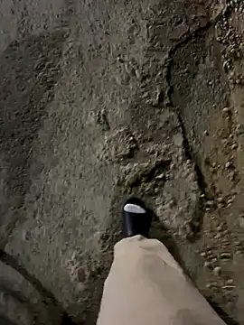 Lahcene online show from 11/22/25, 07:02